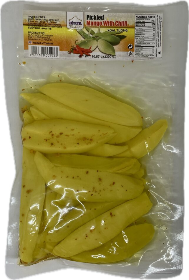 PICKLED MANGO SLICED WITH CHILI